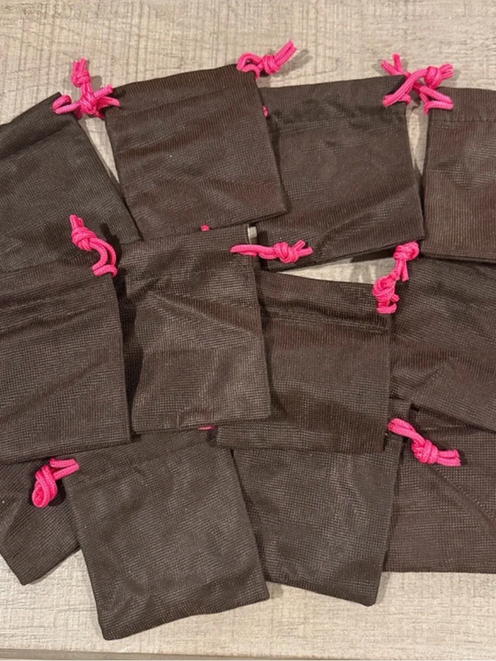 kate spade New York Brown  Pouch with Pink Drawstring - Set